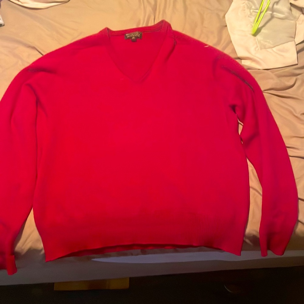 Brooks brothers cashmere v neck sweater